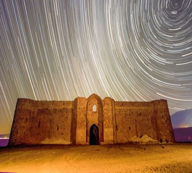 Ribat Qoli, karavansaraj šarenog izgleda