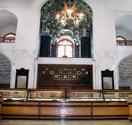 Muzej Kur'ana i knjige u Tabrizu, izložba umjetnosti koja služi vjerskim uvjerenjima