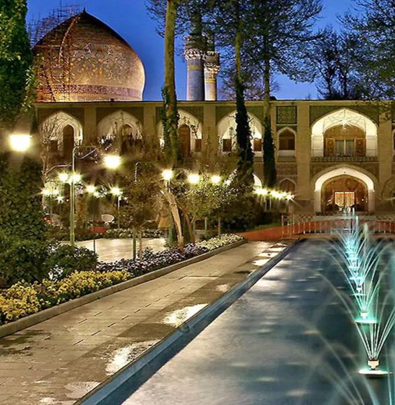 هتل عباسی اصفهان، نمایشگاه هنر و معماری ایرانی