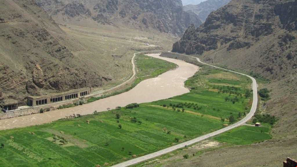 پارک ملی کنتال و چشم‌انداز بی‌نظیر دشت لاله‌های قلعه علی‌بیگ