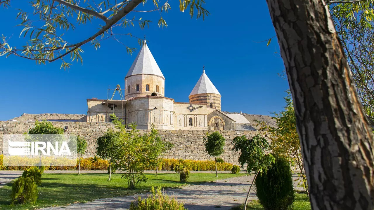 کلیسای تادئوس مقدس و سرگذشت پر فراز و نشیب آن